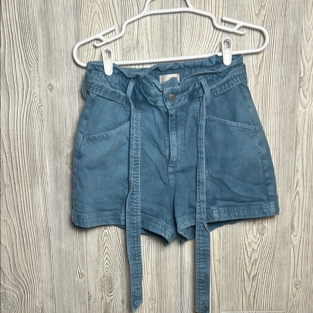 WOMENS UNIVERSAL THREADS SIZE 2 DENIM TIE WASTE PAPER BAG SHORTS